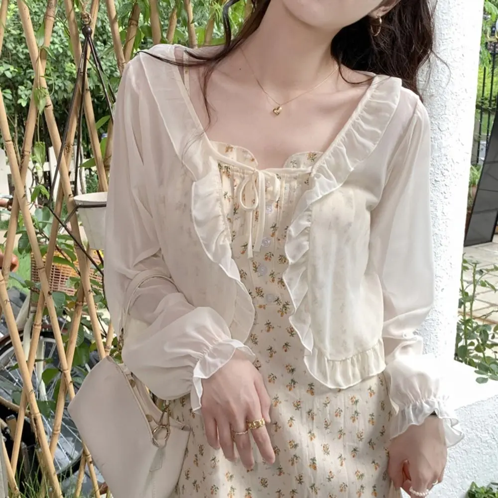 Long Sleeves Scarves Chiffon Sun Protection Cape Ruffle Summer Lace Cardigan Short Top Coat Korean Style Shawl Sunscreen Shawl
Long Sleeves Scarves Chiffon Sun Protection Cape Ruffle Summer Lace Cardigan Short Top Coat Korean Style Shawl Sunscreen Shawl
