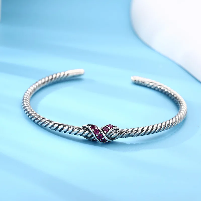 S925 sterling silver ornament personality simple bracelet with color zircon simple vintage Thai silver opening bracelet
S925 sterling silver ornament personality simple bracelet with color zircon simple vintage Thai silver opening bracelet