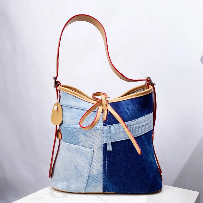 England Style Denim Bucket Bags For Women Luxury Designer Handbag And Purses 2024 New In Splicing Design Underarm Cloth Shoulder
England Style Denim Bucket Bags For Women Luxury Designer Handbag And Purses 2024 New In Splicing Design Underarm Cloth Shoulder