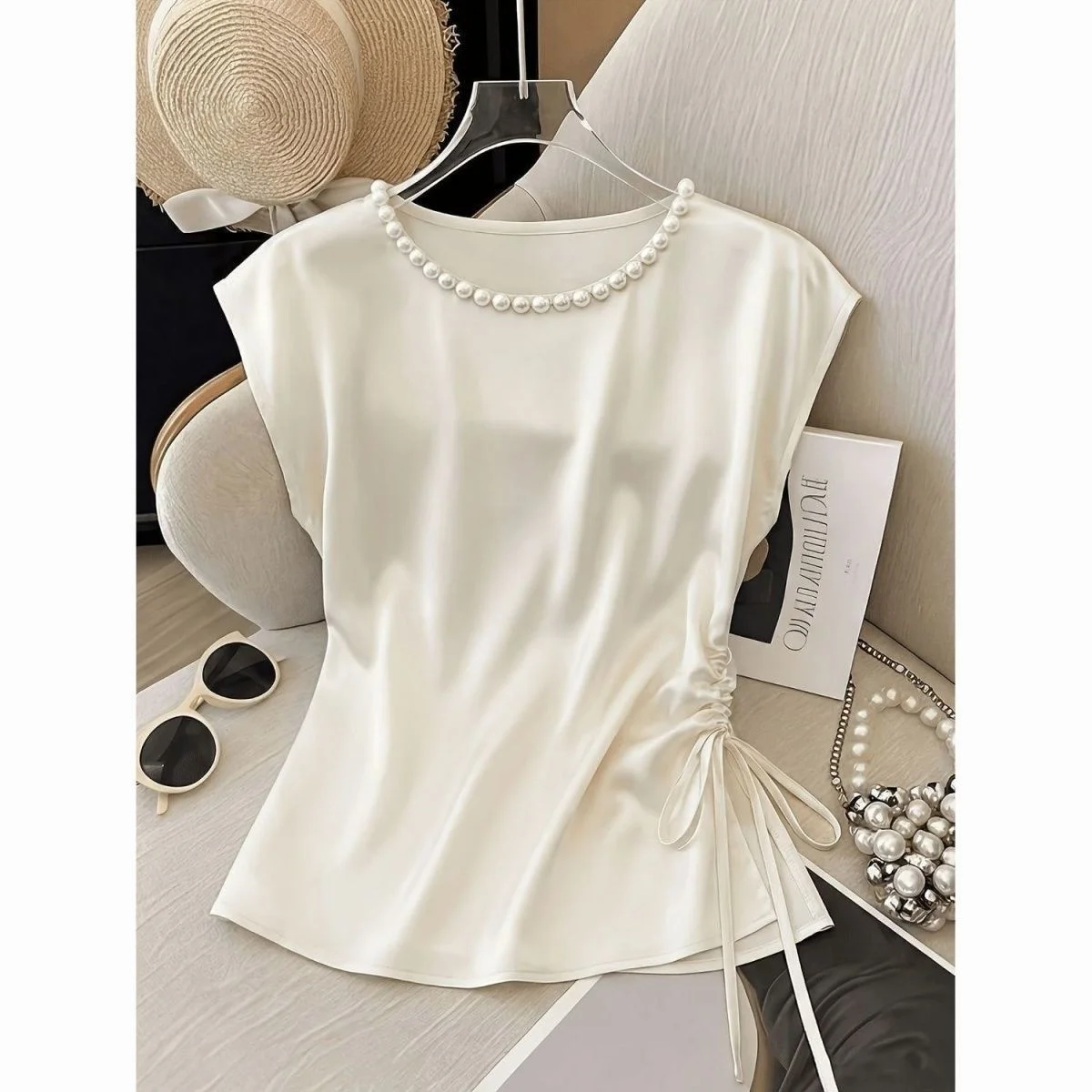 Summer New High-End Drawstring round Neck Pearl Collar Pure Color Elegant Satin Women's Shirt Age-Defying Personality
Summer New High-End Drawstring round Neck Pearl Collar Pure Color Elegant Satin Women's Shirt Age-Defying Personality