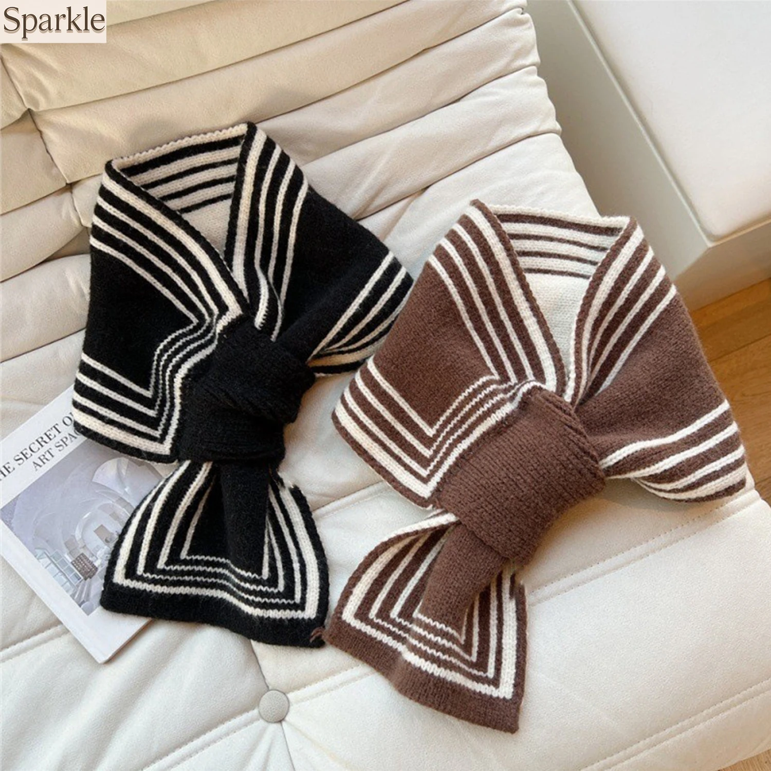 Women's Short Knitted Wool Scarf Korean Style Warm Neck Protection Fashionable Versatile Cross Design Student Friendly
Women's Short Knitted Wool Scarf Korean Style Warm Neck Protection Fashionable Versatile Cross Design Student Friendly