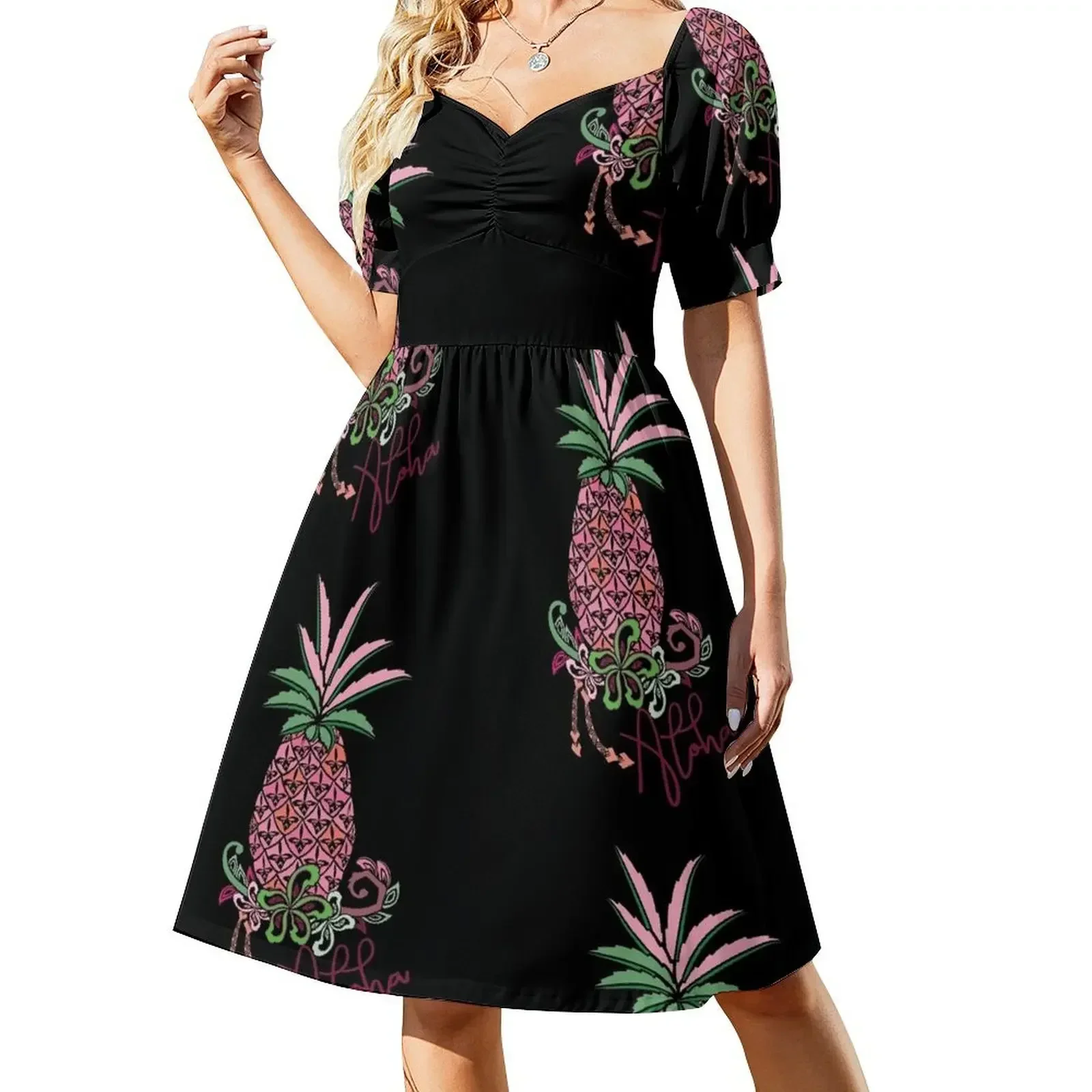 Vintage Aloha Signature Pineapple Short-Sleeved Dress purple dress evening dress ladies
Vintage Aloha Signature Pineapple Short-Sleeved Dress purple dress evening dress ladies