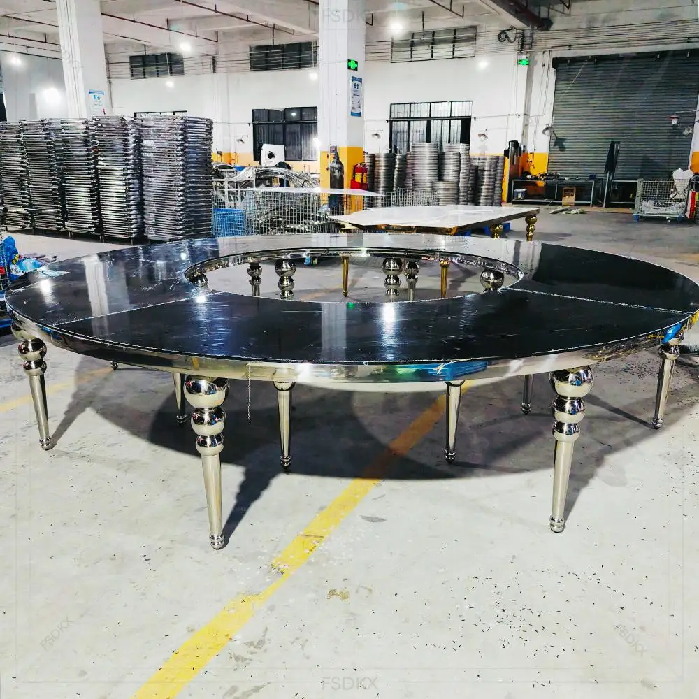 Wholesale Banquet Event Party Gold Leg Serpentine White Top Table Event Furniture Luxury Tables for Wedding
Wholesale Banquet Event Party Gold Leg Serpentine White Top Table Event Furniture Luxury Tables for Wedding
