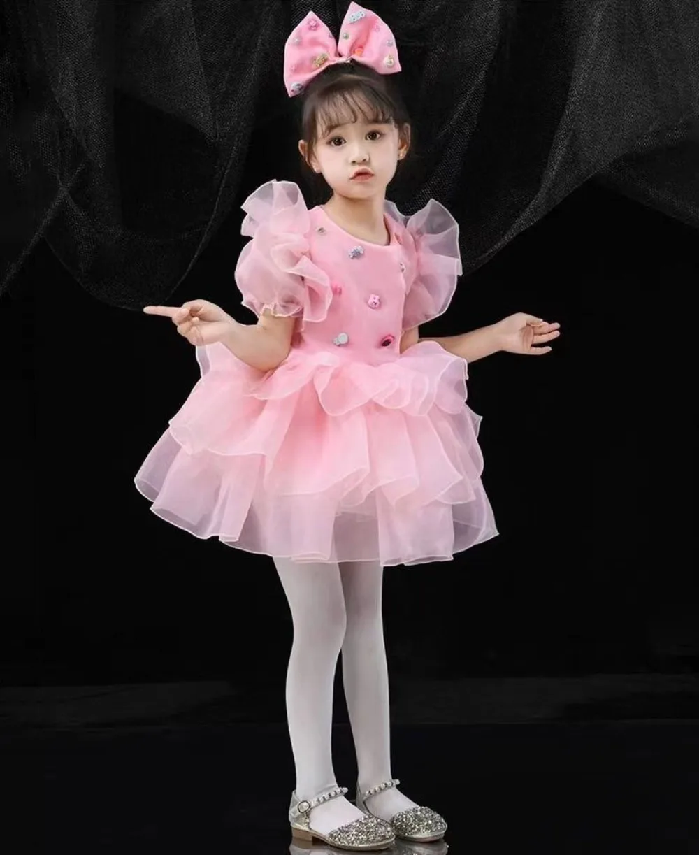 Cute Tulle Flowers Wedding Party Banquet Princess Festive Ball Gowns Flying Puff Sleeve Kids Birthday Dresses for Girls
Cute Tulle Flowers Wedding Party Banquet Princess Festive Ball Gowns Flying Puff Sleeve Kids Birthday Dresses for Girls