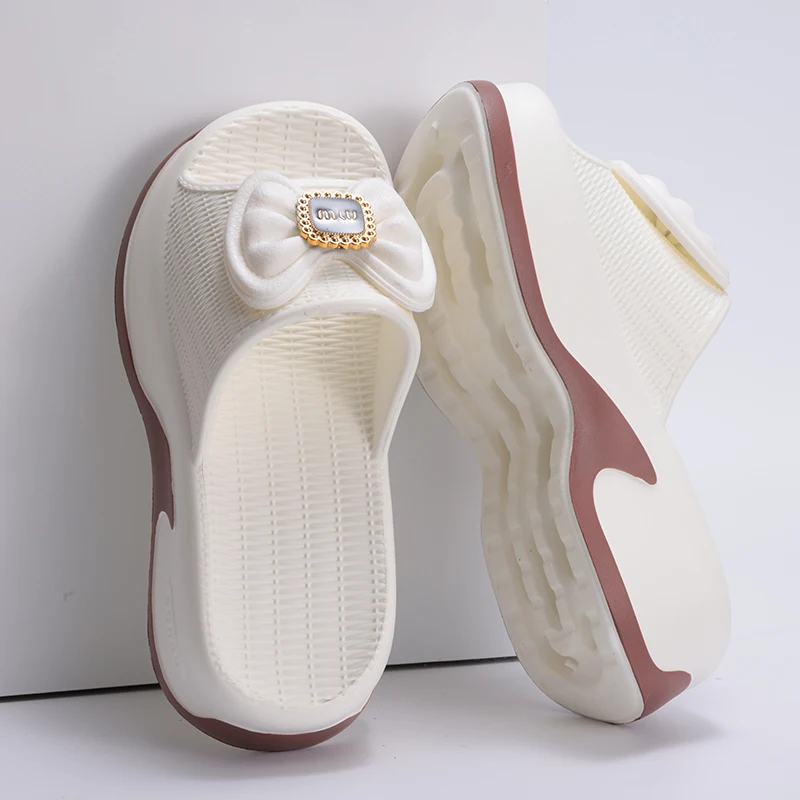 Eyriphy Size: 35-36 to 39-40 Women's Slippers Women High Heels Summer New Fashion Thick-soled Slippers Soft High-value Versatile
Eyriphy Size: 35-36 to 39-40 Women's Slippers Women High Heels Summer New Fashion Thick-soled Slippers Soft High-value Versatile
