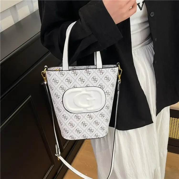 2025! High-end Women's Fashion-printed Bucket Bag with Letter Design - Trendy, Stylish, and A Versatile Portable Messenger Bag
2025! High-end Women's Fashion-printed Bucket Bag with Letter Design - Trendy, Stylish, and A Versatile Portable Messenger Bag