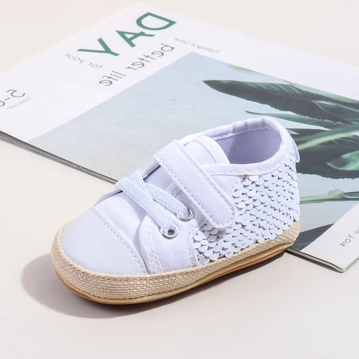 2025 Spring And Autumn Baby Girls First Walking Toddler Shoes Casual Sport Style High Quality With TPR Sole For 0-18M
2025 Spring And Autumn Baby Girls First Walking Toddler Shoes Casual Sport Style High Quality With TPR Sole For 0-18M