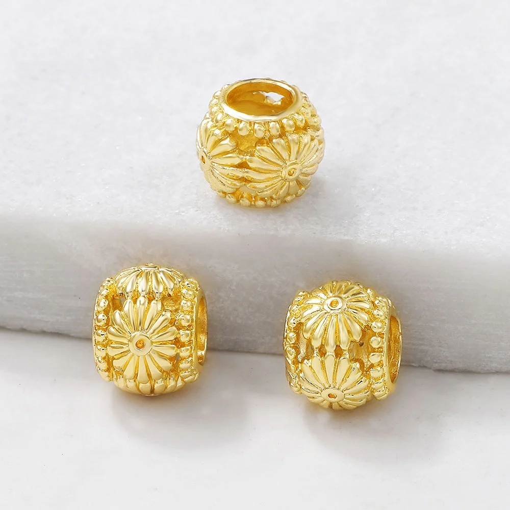 20 pcs Gold Plated Brass Beads Large Hole Spacer Beads with Carved Flower 10x8mm BS063
20 pcs Gold Plated Brass Beads Large Hole Spacer Beads with Carved Flower 10x8mm BS063