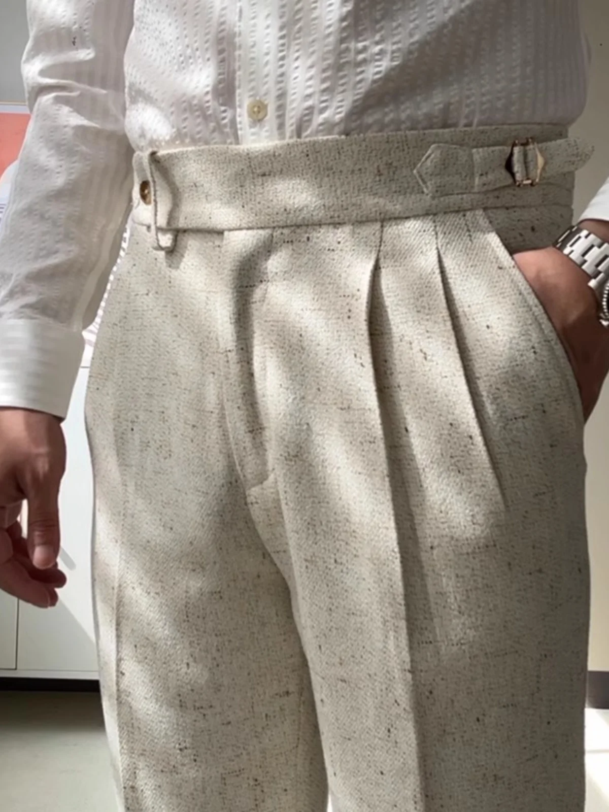 Итальянские брюки-чинос из льна в неаполитанском стиле, легкие, не требующие глажки, модные, брендовые, длинные, зауженные, повседневные
Итальянские брюки-чинос из льна в неаполитанском стиле, легкие, не требующие глажки, модные, брендовые, длинные, зауженные, повседневные