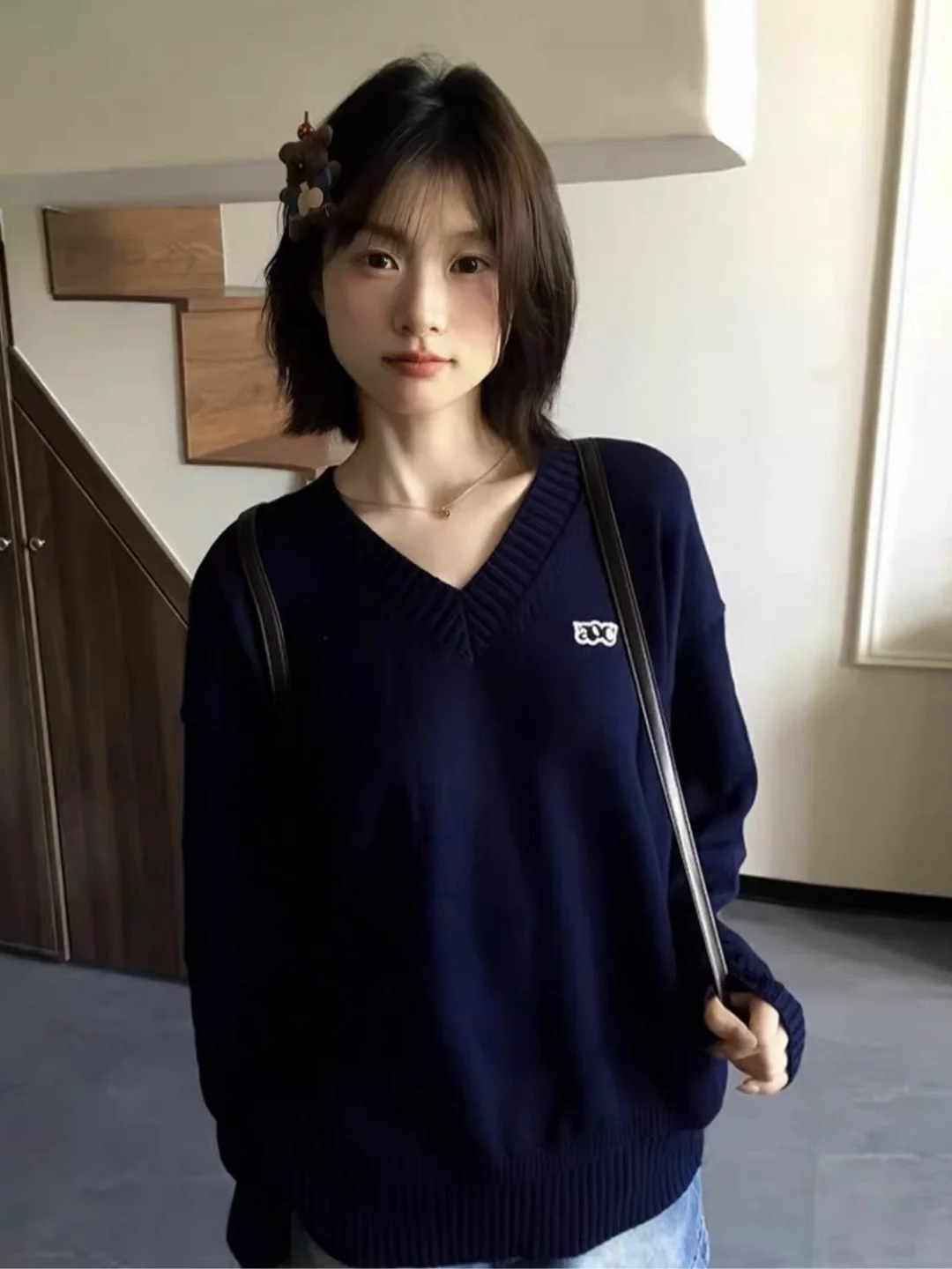 Loose Women's V-Ne Knitted Sweater Early Autumn New Sle Casual Comfortable Outerwear Faionable Printed Long Sve Top
Loose Women's V-Ne Knitted Sweater Early Autumn New Sle Casual Comfortable Outerwear Faionable Printed Long Sve Top