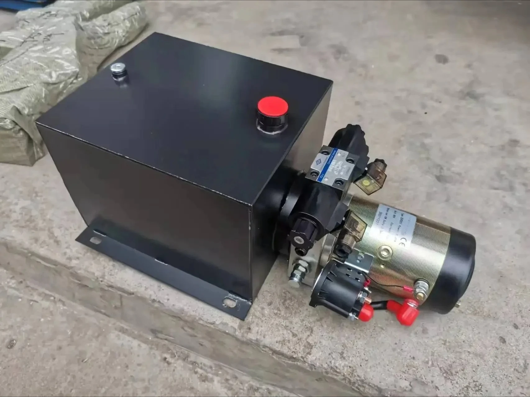 17248V Vertical Hydraulic Pump, Gas Station Lift Motor System Assembly
17248V Vertical Hydraulic Pump, Gas Station Lift Motor System Assembly