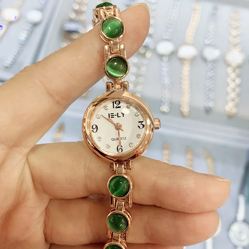 Часы ELYDiamond, темпераментные часы с диким браслетом, модные высококачественные изысканные Экономичные красивые часы с завода Whol
Часы ELYDiamond, темпераментные часы с диким браслетом, модные высококачественные изысканные Экономичные красивые часы с завода Whol
