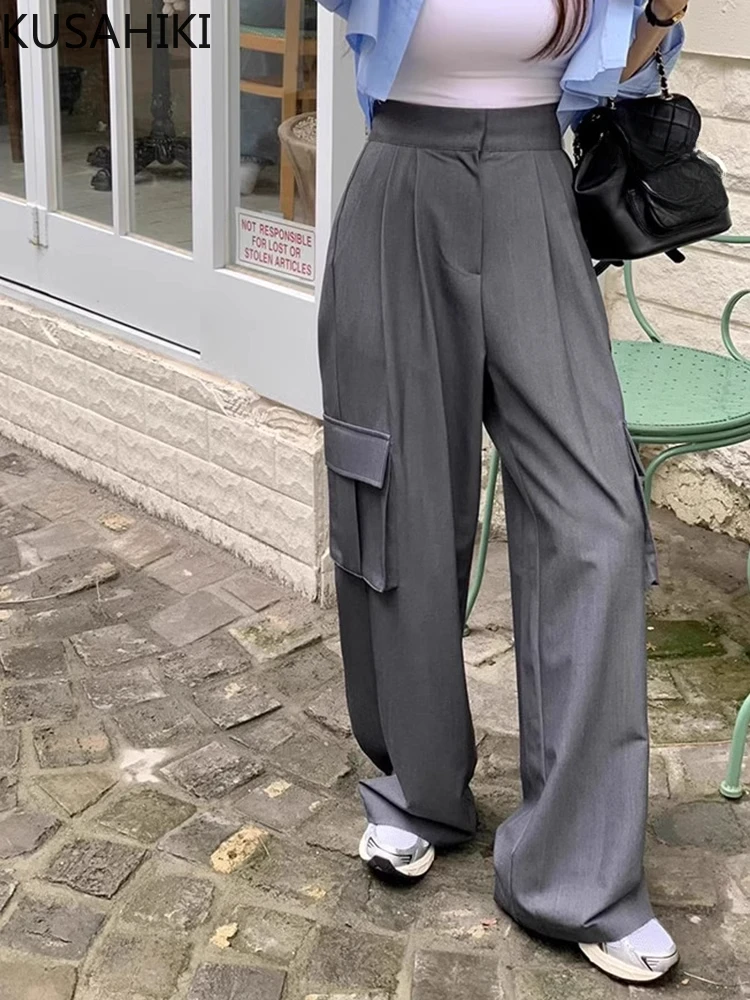 KUSAHIKI Korean Chic Spring Niche with Pleated Pockets High Waist Versatile Hanging Casual Cargo Pants Long Pant for Women 
KUSAHIKI Korean Chic Spring Niche with Pleated Pockets High Waist Versatile Hanging Casual Cargo Pants Long Pant for Women
