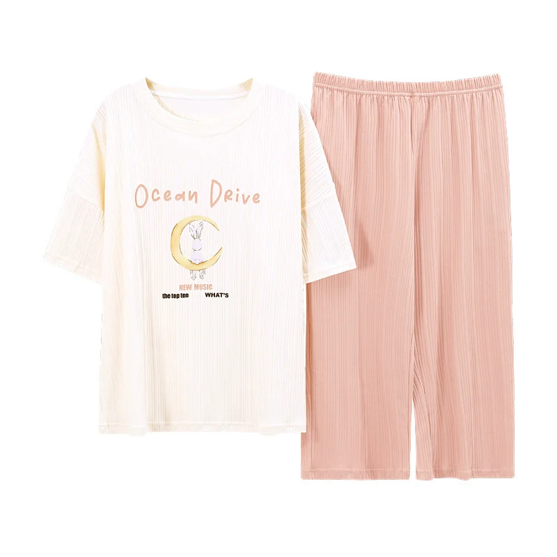 summer pajamas women's short sleeve capris pure cotton leisure cartoon cute can be worn outside spring and summer home suit
summer pajamas women's short sleeve capris pure cotton leisure cartoon cute can be worn outside spring and summer home suit