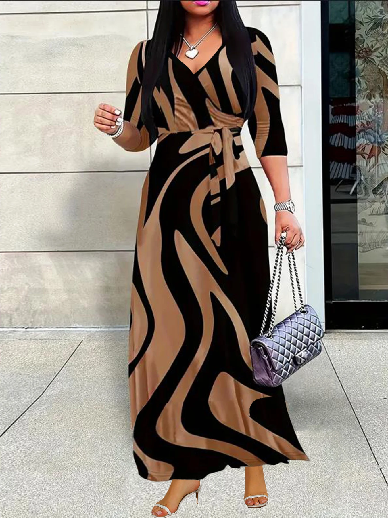 Модная и элегантная женская одежда с принтом, европейские и американские большие размеры, элегантное и облегающее платье с v-образным вырезом для поездок на работу
Модная и элегантная женская одежда с принтом, европейские и американские большие размеры, элегантное и облегающее платье с v-образным вырезом для поездок на работу