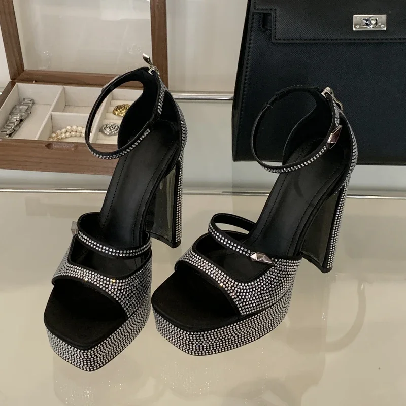 Eilyken Fashion CRYSTAL Hollow Out Open Toe Sandals Women Platform Square High Heels Shoes Summer Zipper Party Zapatos De Mujer
Eilyken Fashion CRYSTAL Hollow Out Open Toe Sandals Women Platform Square High Heels Shoes Summer Zipper Party Zapatos De Mujer