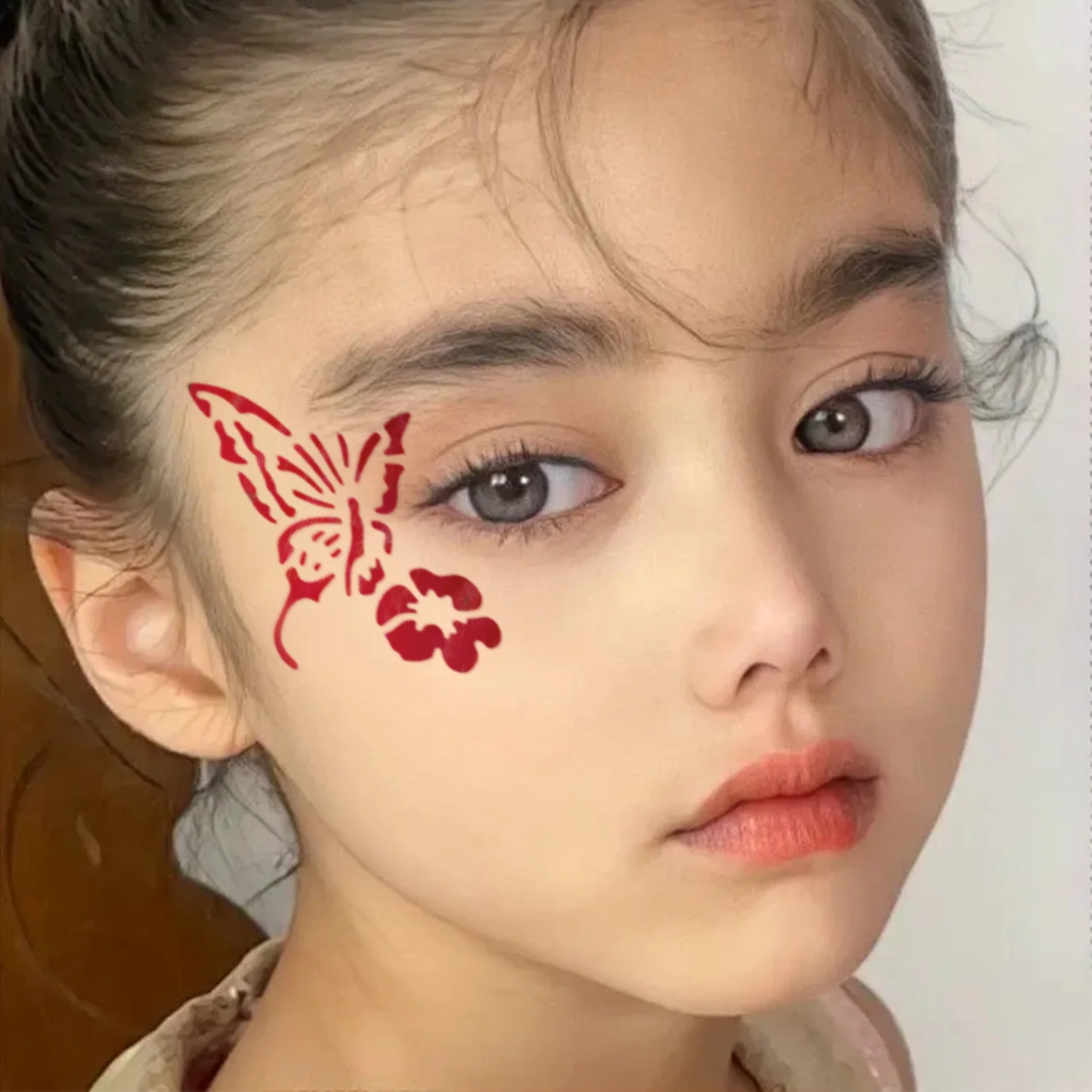 Children's Painted Face Template Reusable Face and Body Paint Stencils Tools for Kids Holiday Party
Children's Painted Face Template Reusable Face and Body Paint Stencils Tools for Kids Holiday Party