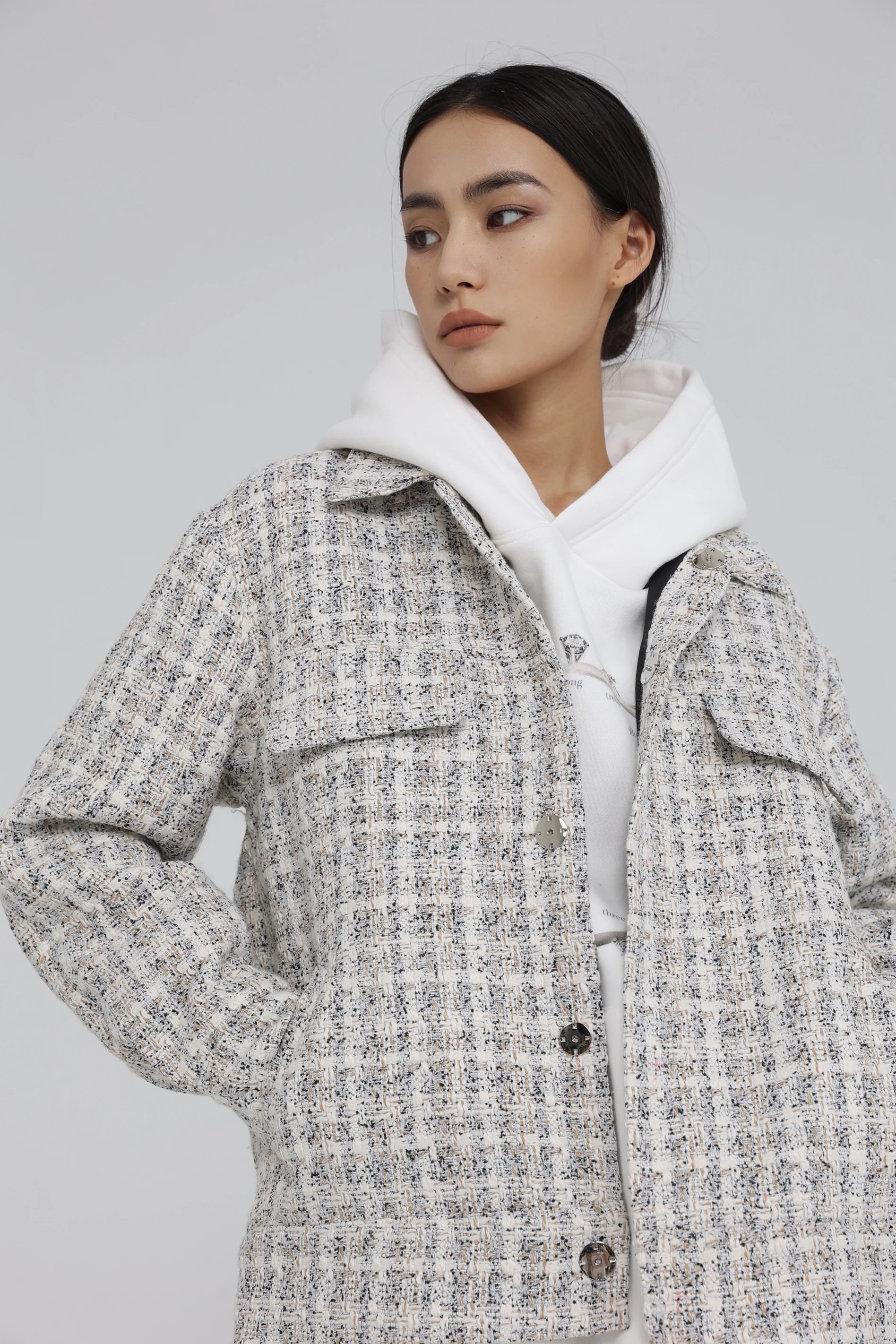 PROSPER20AW Autumn Winter Tweed Decorative Loose ex Jaet Set Faionable Outerwear for Men And Women
PROSPER20AW Autumn Winter Tweed Decorative Loose ex Jaet Set Faionable Outerwear for Men And Women