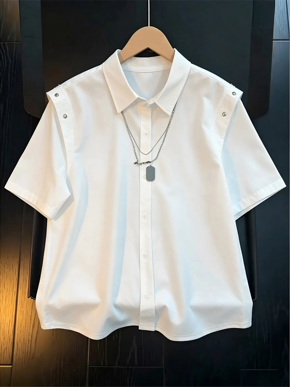 Casual Loose Short Sleeve Shirt Unisex Summer Lightweight Versatile Five-Quarter Sleeve Deconstructed Necklace Cool Sensation
Casual Loose Short Sleeve Shirt Unisex Summer Lightweight Versatile Five-Quarter Sleeve Deconstructed Necklace Cool Sensation