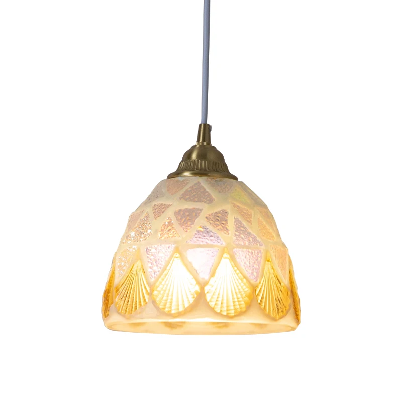 Shell chandelier, cream wind brass glass bedside decorative lamp, creative atmosphere
Shell chandelier, cream wind brass glass bedside decorative lamp, creative atmosphere