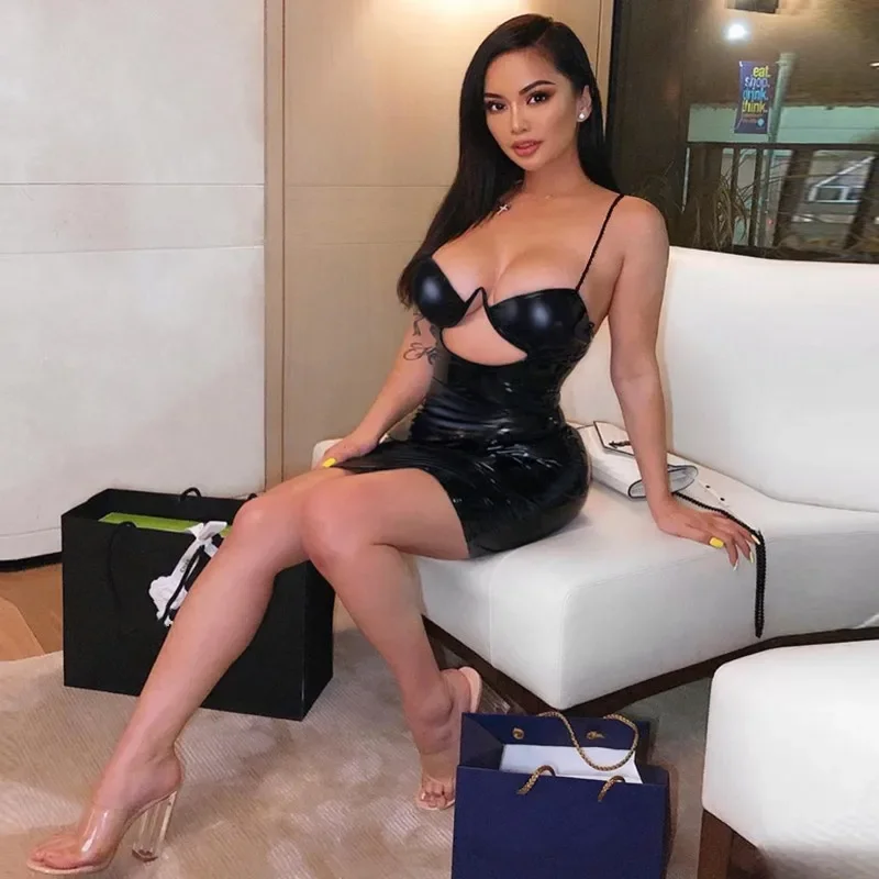 PU Spaghetti Straps Hollow Out Sexy High Waist Slim Black Solid 2022 Summer Women New Fashion Party Bodycon Mini Dress Black
PU Spaghetti Straps Hollow Out Sexy High Waist Slim Black Solid 2022 Summer Women New Fashion Party Bodycon Mini Dress Black