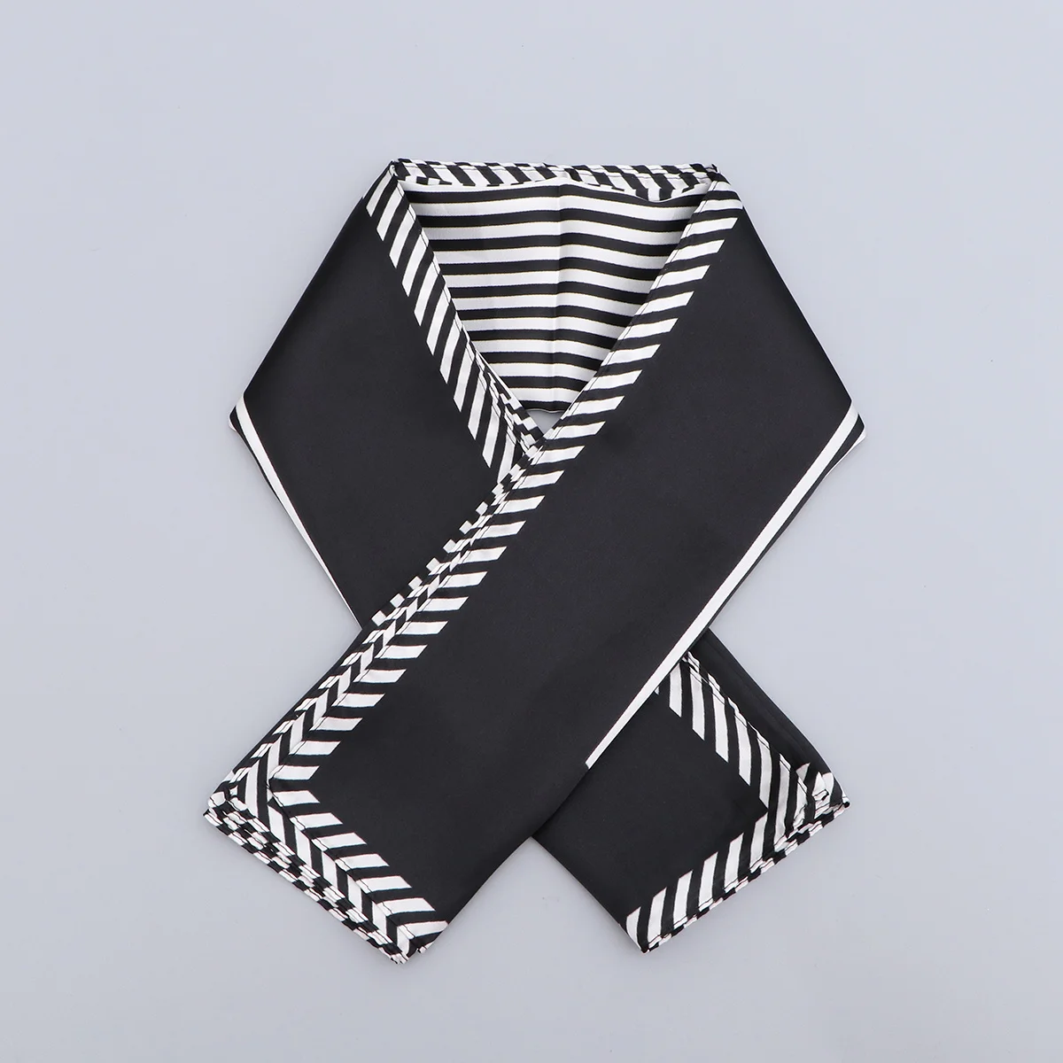 1pc Small Silk Kerchief For Women Office Bandana Flight Attendant Neckwear Gift Smooth Fabric Elegant
1pc Small Silk Kerchief For Women Office Bandana Flight Attendant Neckwear Gift Smooth Fabric Elegant