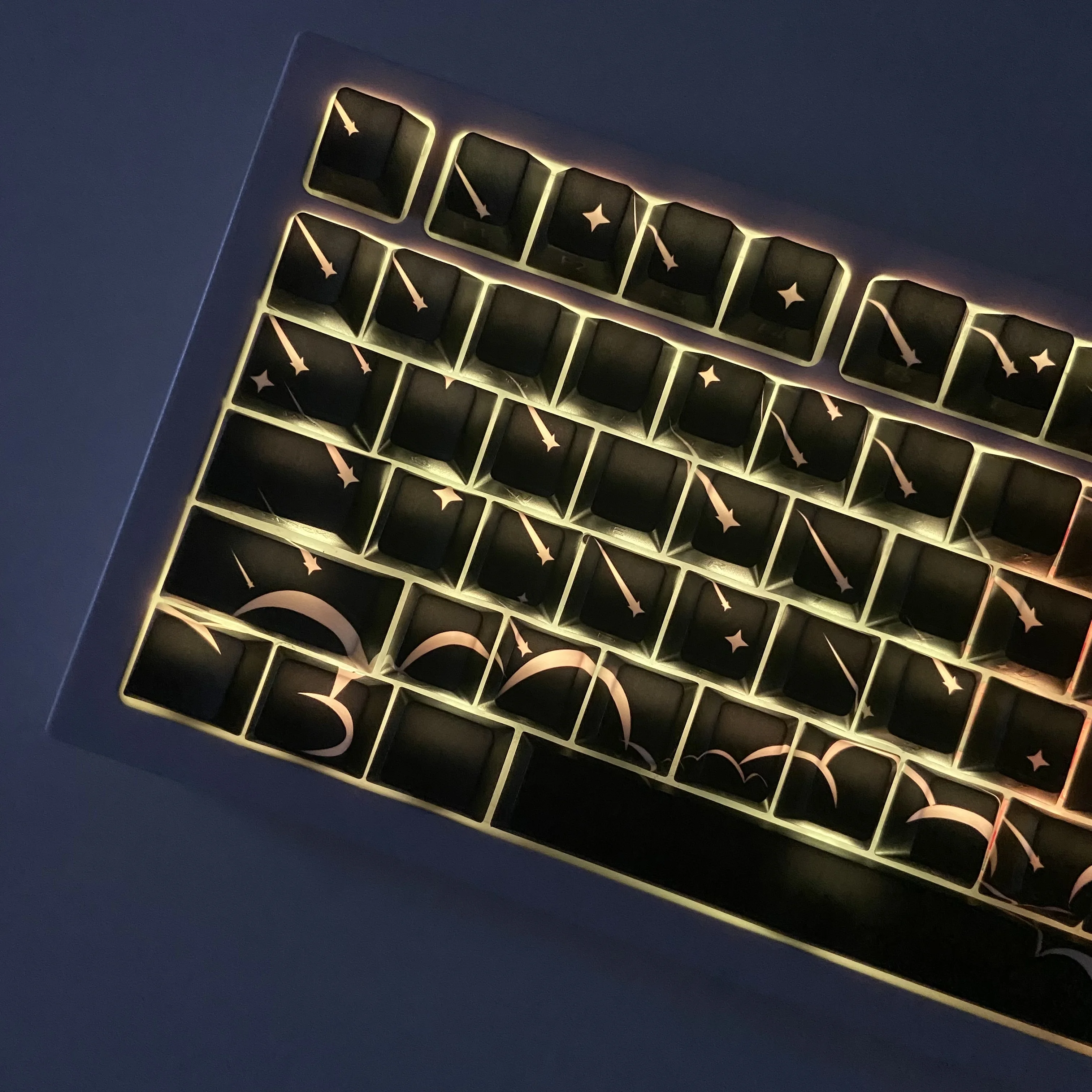 Полупрозрачные колпачки для клавиш с гравировкой по бокам Meteor Lightning Spider, колпачки для клавиш с вишневым профилем, игровая механическая клавиатура, колпачки для клавиш на заказ 
Полупрозрачные колпачки для клавиш с гравировкой по бокам Meteor Lightning Spider, колпачки для клавиш с вишневым профилем, игровая механическая клавиатура, колпачки для клавиш на заказ
