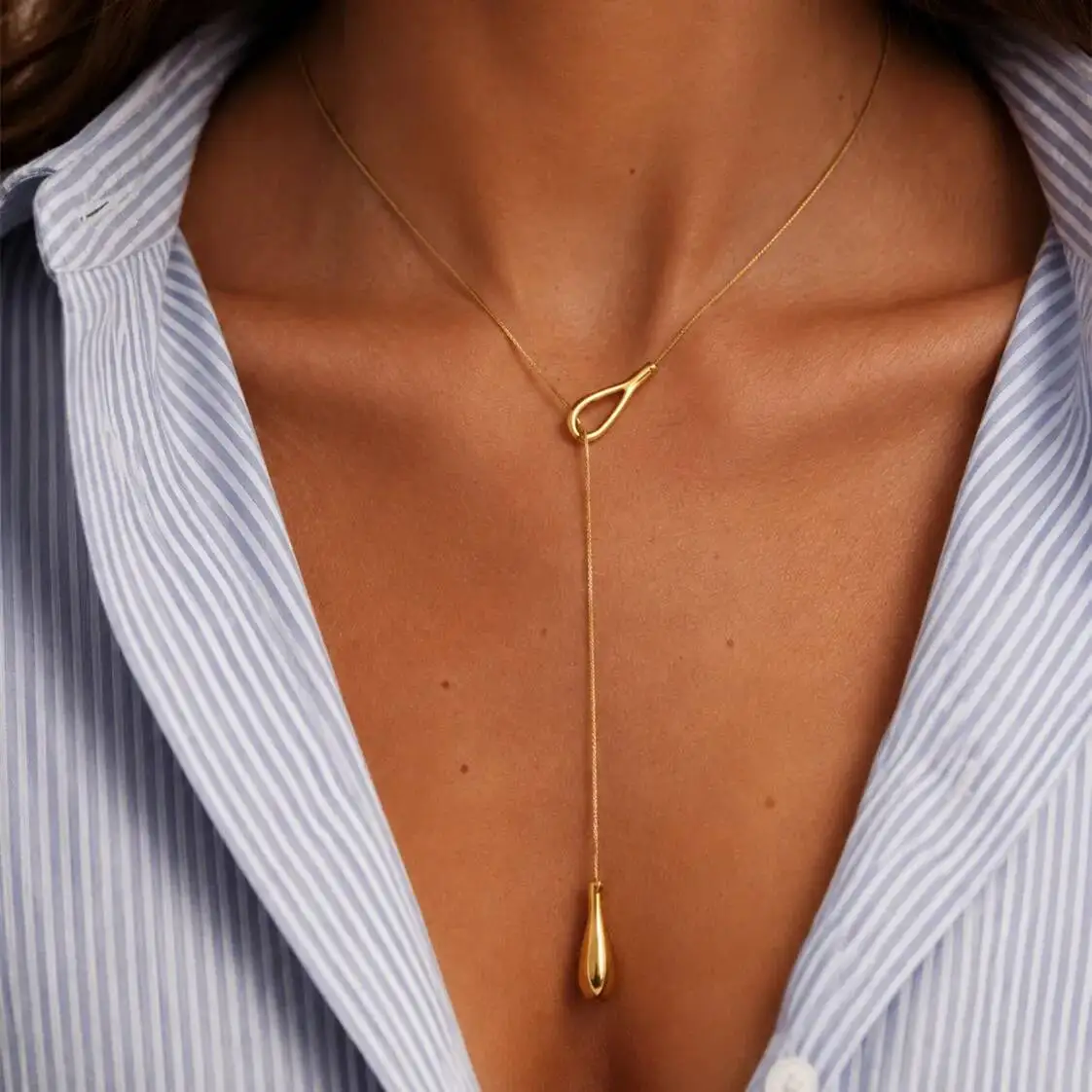 PuRui Simple Vintage Stainless Steel Gold Plated Water Drop Pendant Necklaces for Women Waterproof Summer Beach Neck Jewelry
PuRui Simple Vintage Stainless Steel Gold Plated Water Drop Pendant Necklaces for Women Waterproof Summer Beach Neck Jewelry