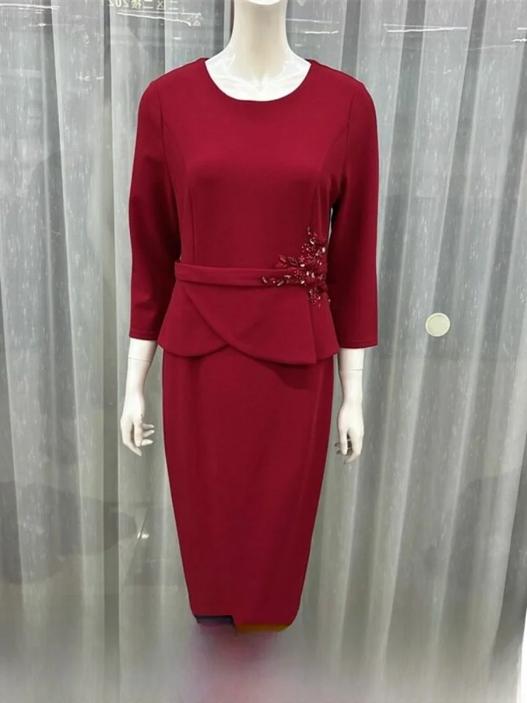 Handmade Celebration Red Wedding Dress Fake Two-Piece Gown Embellished with Beads Midi Skirt Short Sleeve Women's Suit for We...
Handmade Celebration Red Wedding Dress Fake Two-Piece Gown Embellished with Beads Midi Skirt Short Sleeve Women's Suit for We...
