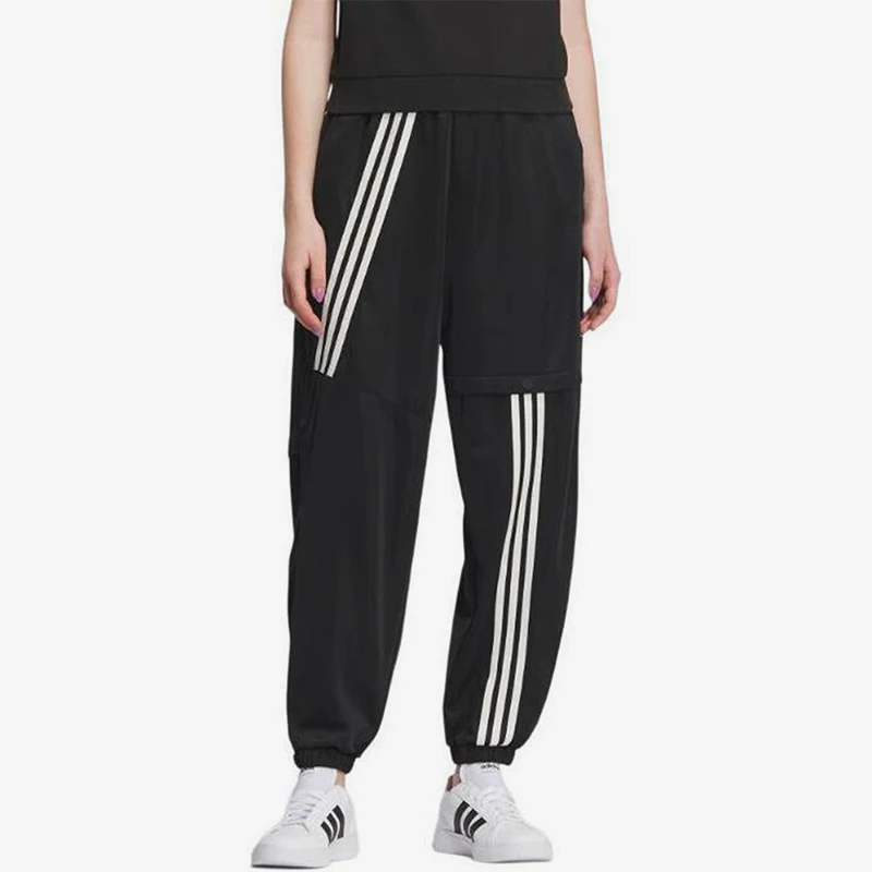 Adidas TRACK PANT Striped Joggers, Effortless & Long-lasting for Modern Lifestyle and Casual Strolls
Adidas TRACK PANT Striped Joggers, Effortless & Long-lasting for Modern Lifestyle and Casual Strolls