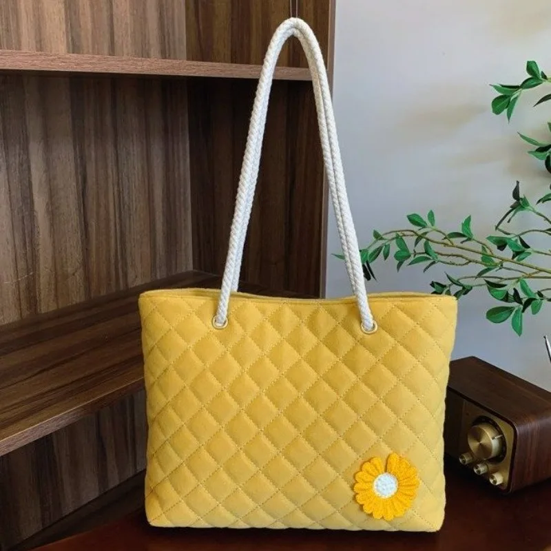 Classic Elegant Leather Diaper Bag Designer Paris High End Minimalist Solid Color Vintage Shoulder Bag For Commuter
Classic Elegant Leather Diaper Bag Designer Paris High End Minimalist Solid Color Vintage Shoulder Bag For Commuter