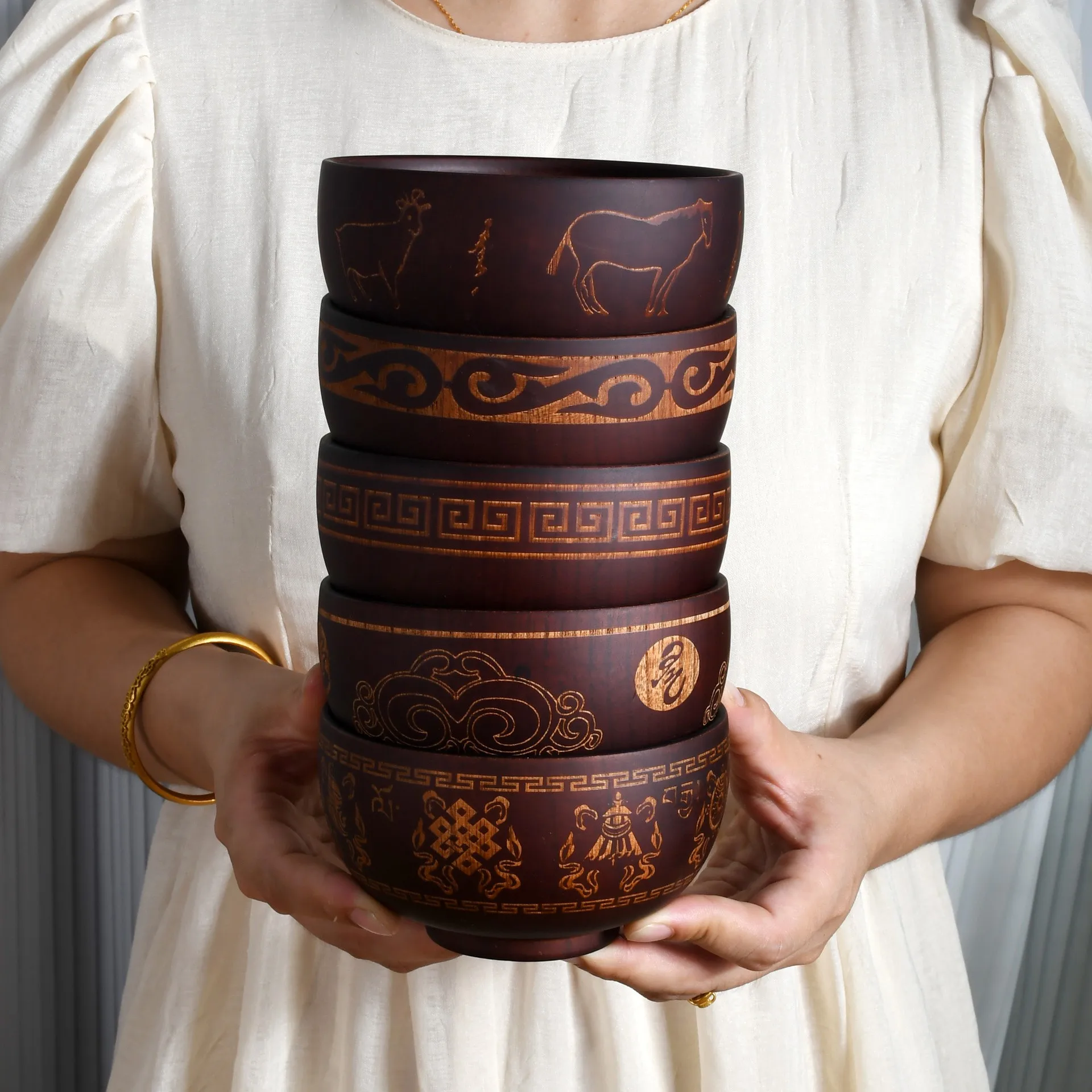 National Wind Date Wood Bowl carved patterns Mongolian Food Special Wooden Bowl Tableware Wooden Milk Tea Bowl
National Wind Date Wood Bowl carved patterns Mongolian Food Special Wooden Bowl Tableware Wooden Milk Tea Bowl