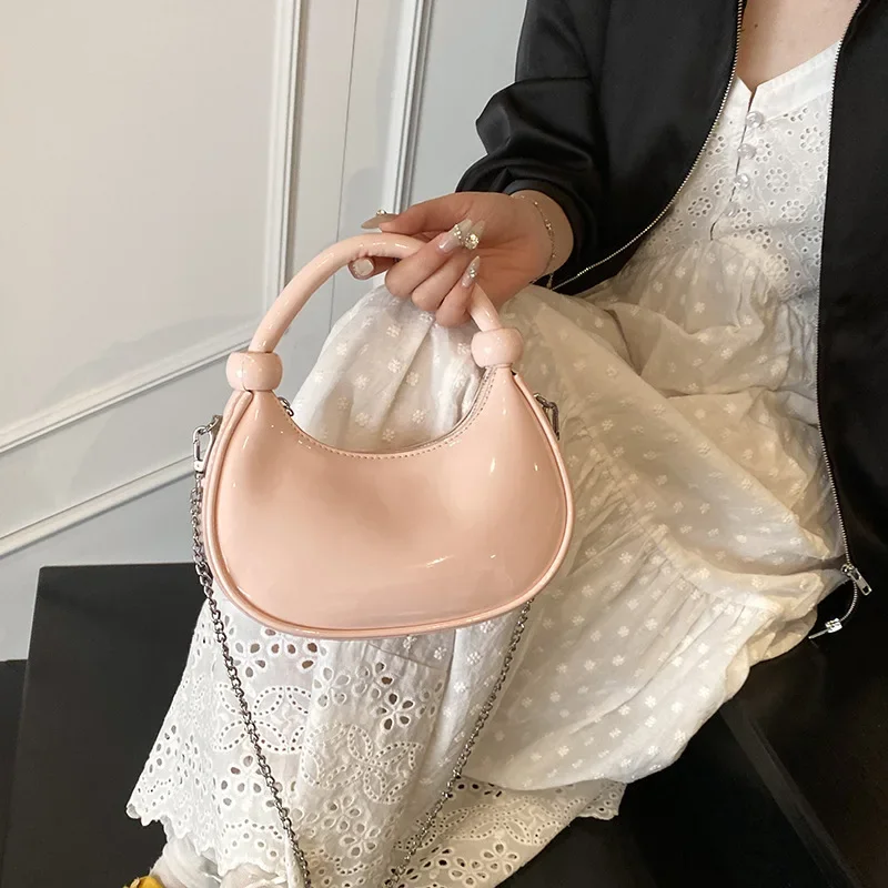 2025 Women's New Minimalist Half-Moon Chain Bag - Multi-Function Trendy Daily Commute Essentials for Ladies
2025 Women's New Minimalist Half-Moon Chain Bag - Multi-Function Trendy Daily Commute Essentials for Ladies
