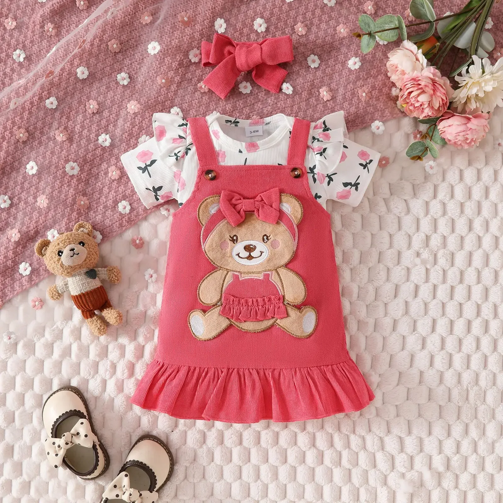 0-18M Baby Girls Clothes Set Floral Bodysuit Suspender Dress Bow Headband 3Pcs Toddler Girls Clothing Set
0-18M Baby Girls Clothes Set Floral Bodysuit Suspender Dress Bow Headband 3Pcs Toddler Girls Clothing Set