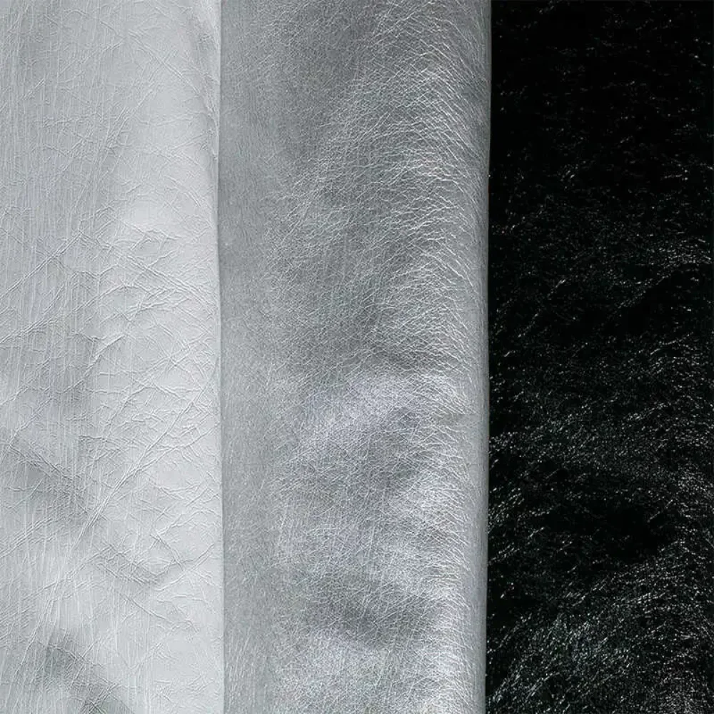Oil Shiny Silver Artificial Thick Leather Fabric for Bags Shoes PU Jackets Waterproof Windbreakers Designer Cloth Diy Sewing
Oil Shiny Silver Artificial Thick Leather Fabric for Bags Shoes PU Jackets Waterproof Windbreakers Designer Cloth Diy Sewing