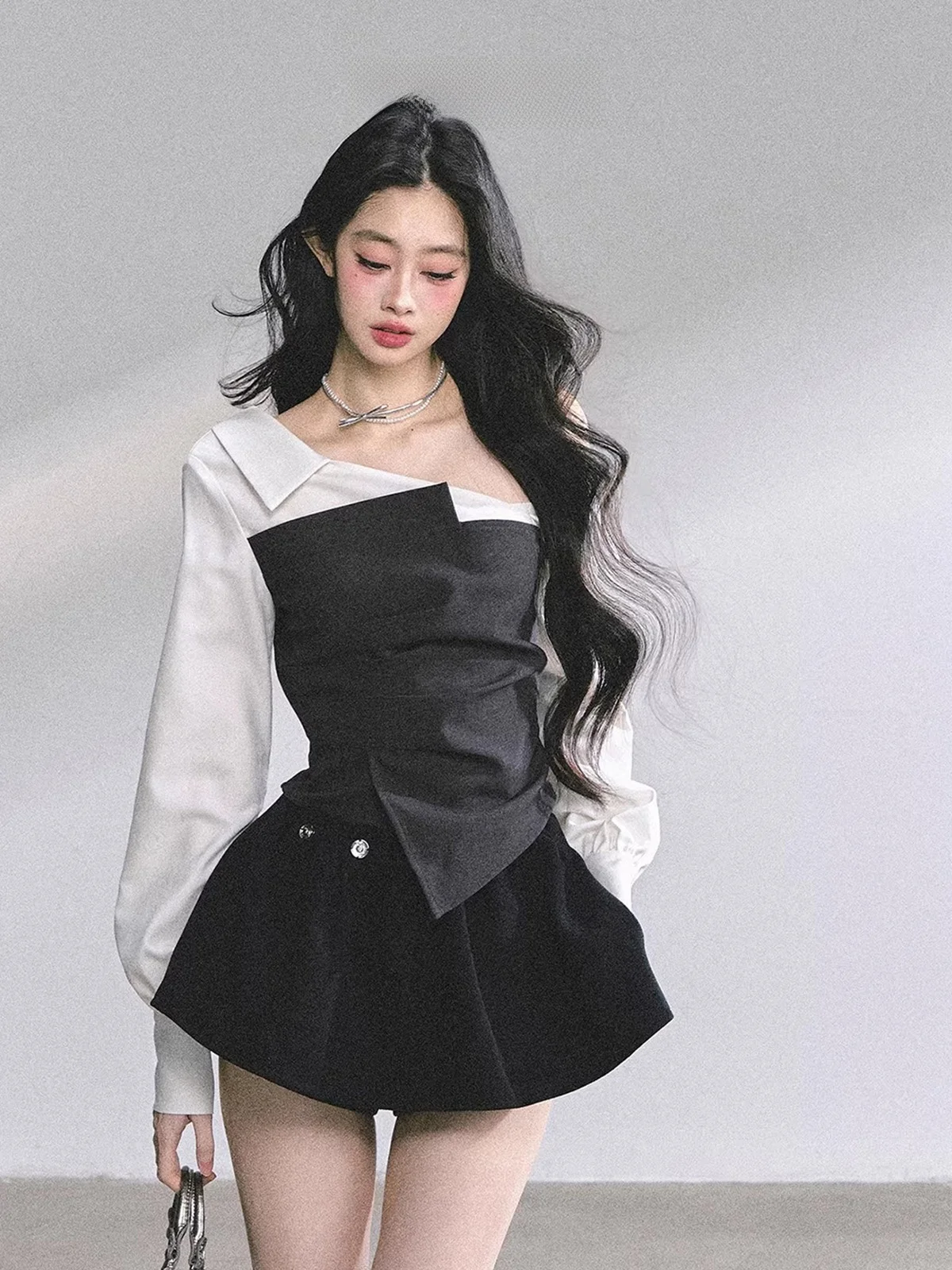 Женский осенний топ AOMALM с длинным рукавом и асимметричным вырезом на плече, имитирующий комплект из двух предметов, влагоотводящий
Женский осенний топ AOMALM с длинным рукавом и асимметричным вырезом на плече, имитирующий комплект из двух предметов, влагоотводящий