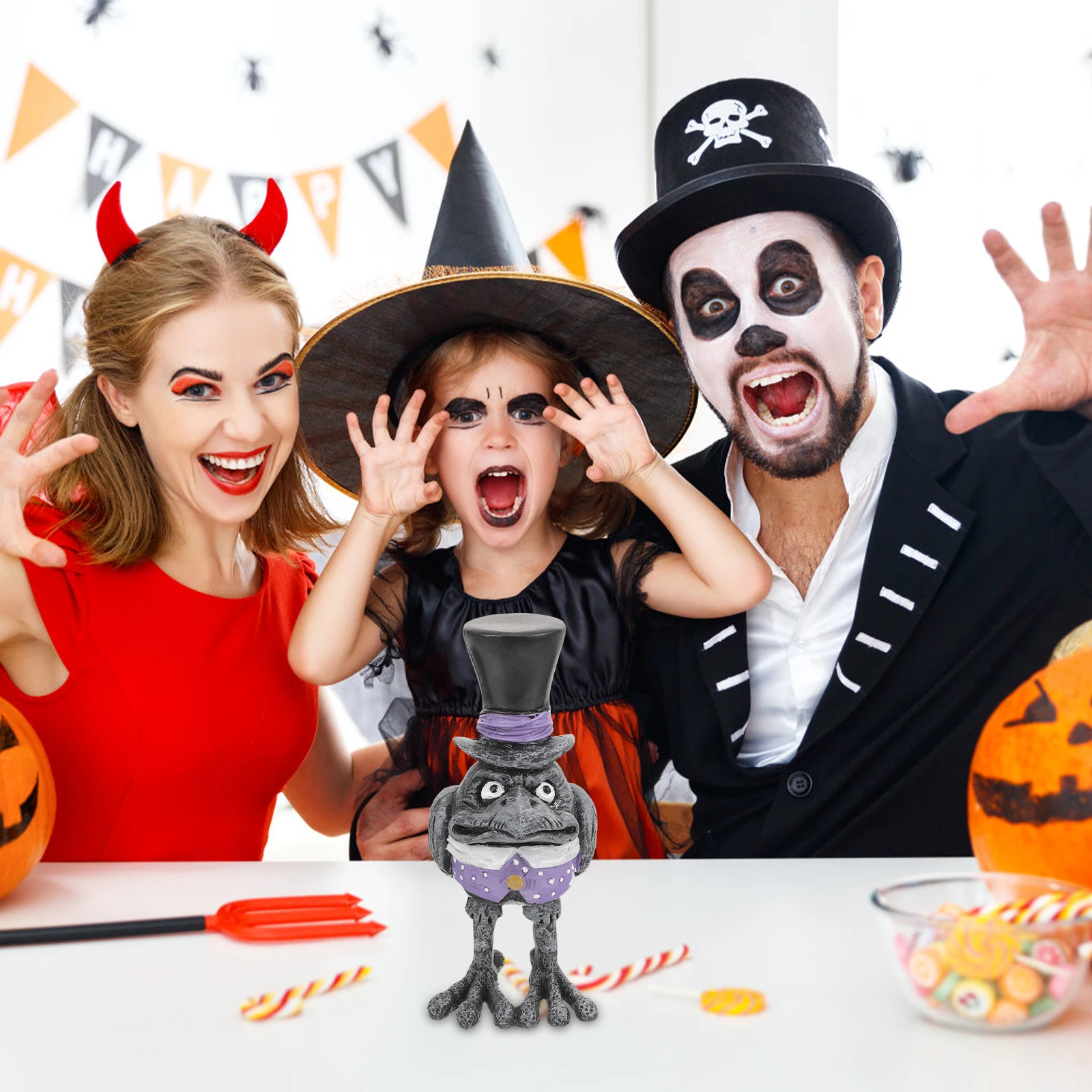 Halloween Crow Resin Decor Cartoon Garden Ornament Scary Crow Photo Prop Haunted Supplies Decor Haunted Prop
Halloween Crow Resin Decor Cartoon Garden Ornament Scary Crow Photo Prop Haunted Supplies Decor Haunted Prop