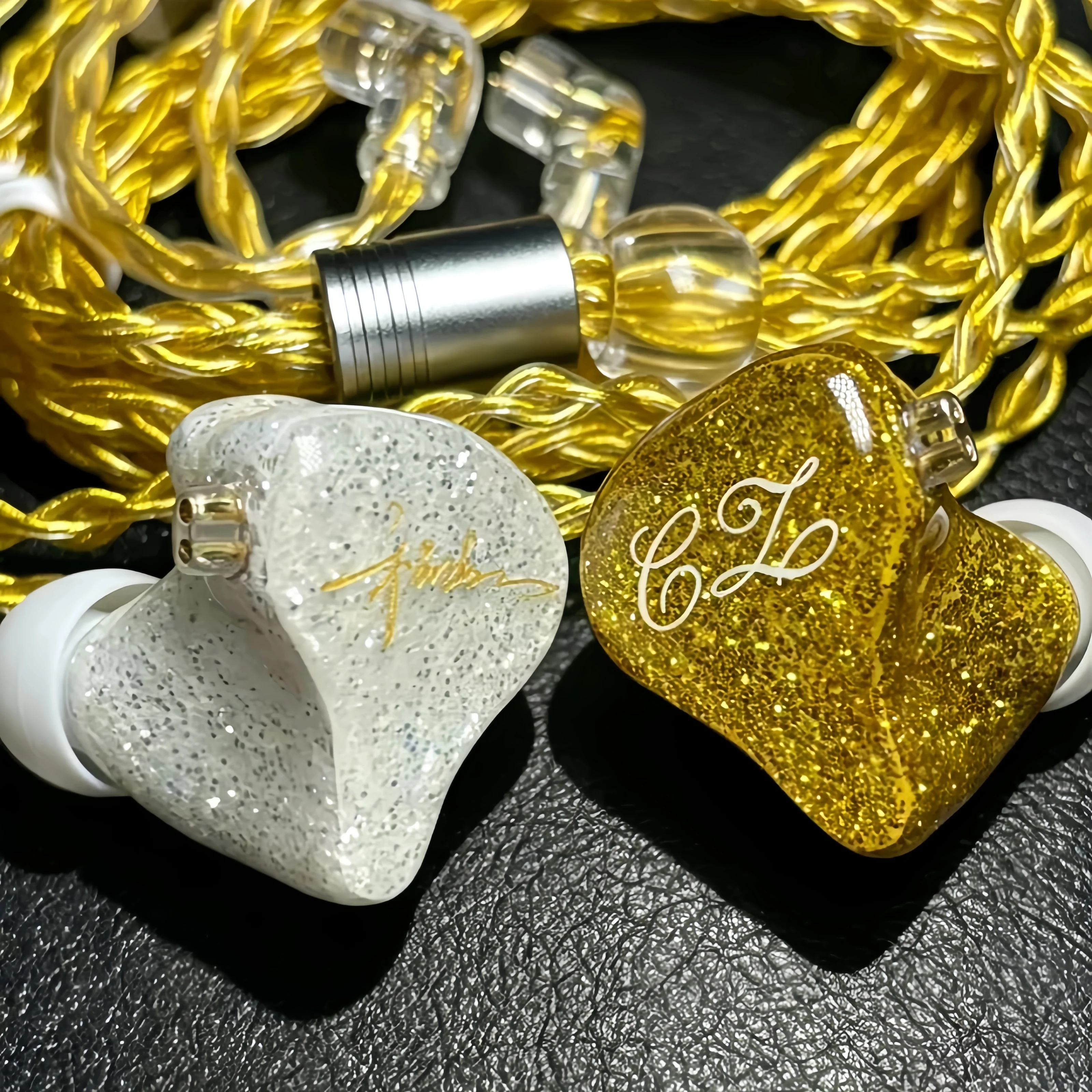 Geekyaudio 10mm DD+4BA Hybrid IEMs Hifi Music Monitor Studio Audiophile Bass 0.78 USB C Type-C Hi-Res In-Ear Stereo Earphones
Geekyaudio 10mm DD+4BA Hybrid IEMs Hifi Music Monitor Studio Audiophile Bass 0.78 USB C Type-C Hi-Res In-Ear Stereo Earphones
