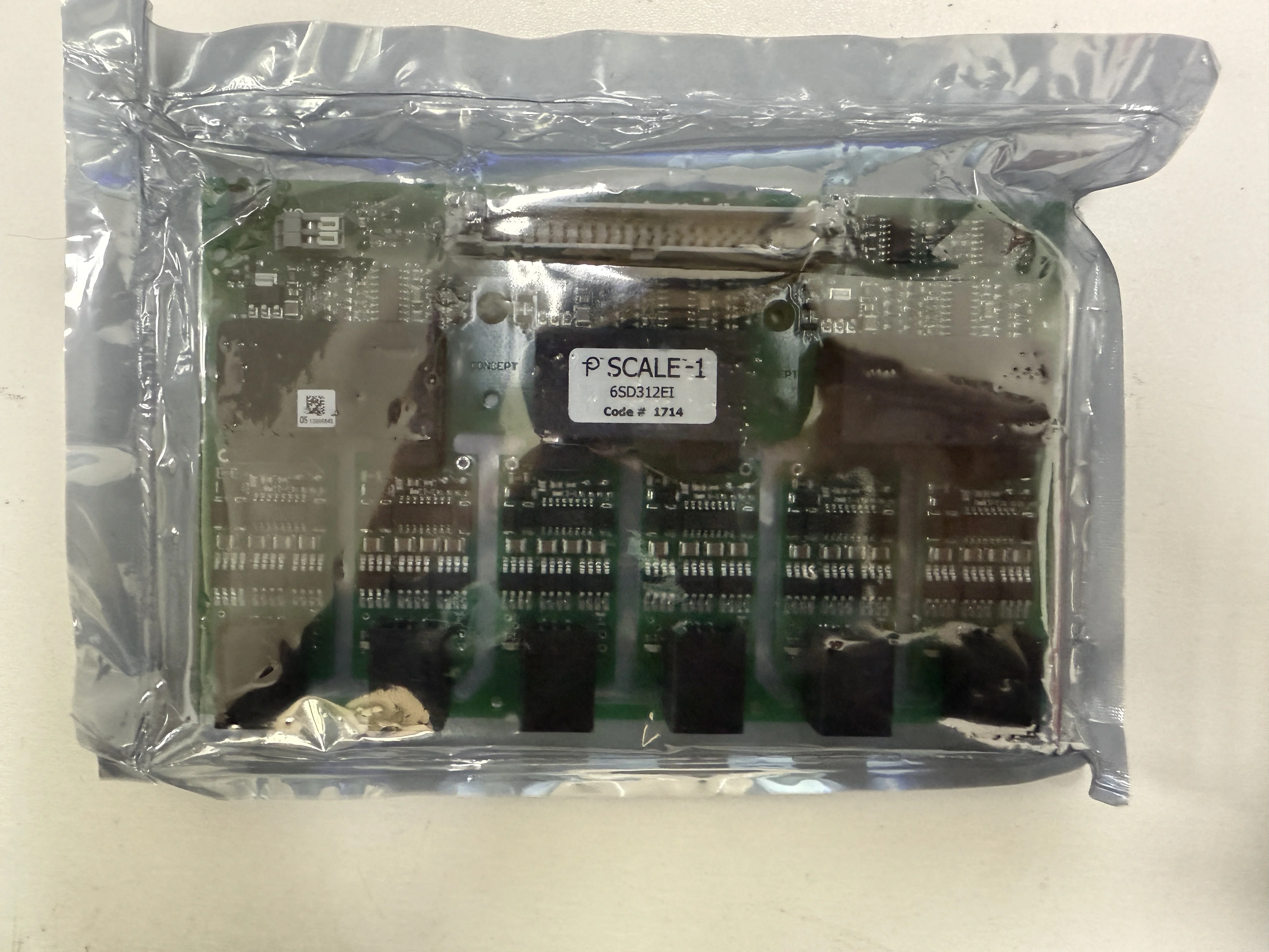 Electronic components Plug and Play 6SD312EI Brand new original genuine product with high volume and high price
Electronic components Plug and Play 6SD312EI Brand new original genuine product with high volume and high price