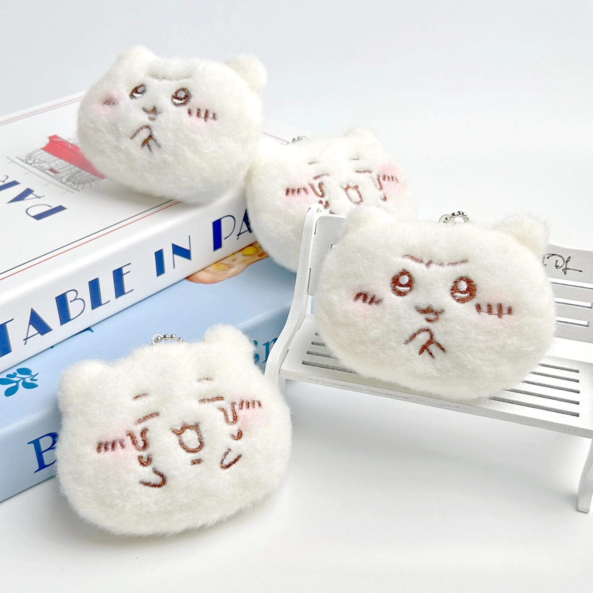 Горячая мультяшная милая плюшевая игрушка Chiikawa, кулон Hachiware Usagi, плачающее выражение, скрипящий плюшевый кулон, подвеска в школьном портфеле, подарок
Горячая мультяшная милая плюшевая игрушка Chiikawa, кулон Hachiware Usagi, плачающее выражение, скрипящий плюшевый кулон, подвеска в школьном портфеле, подарок