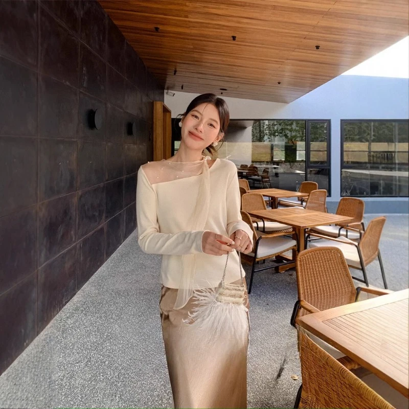 2025 New Product Spring New French Temperament Tencel Bead Streamer Atmosphere Knitted Shirt
2025 New Product Spring New French Temperament Tencel Bead Streamer Atmosphere Knitted Shirt