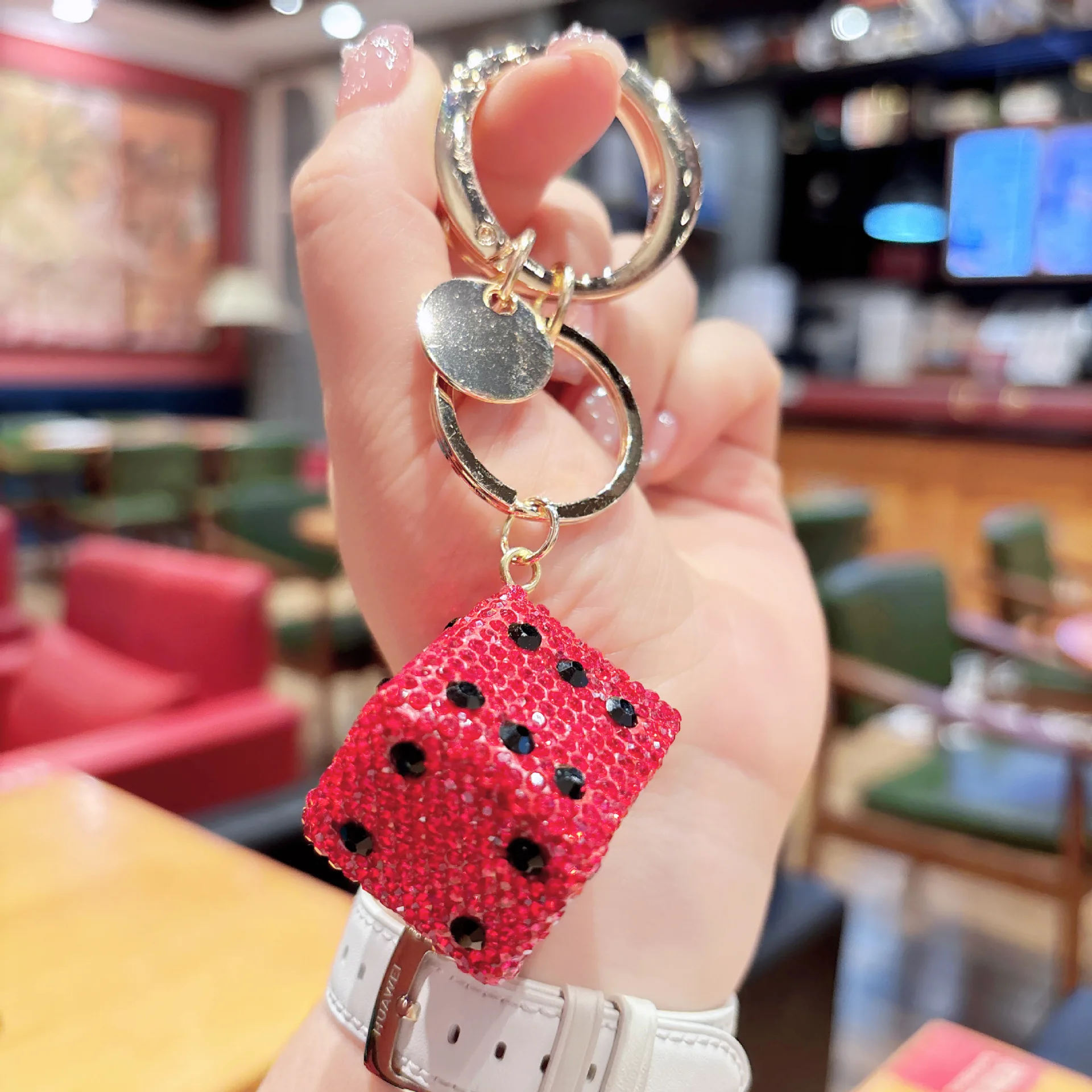 Creative Size Lucky Dice Bag Keychains Red Color for Women Bag Charm Pendant Fashion Car Keyrings Accessories Jewelry Gifts
Creative Size Lucky Dice Bag Keychains Red Color for Women Bag Charm Pendant Fashion Car Keyrings Accessories Jewelry Gifts