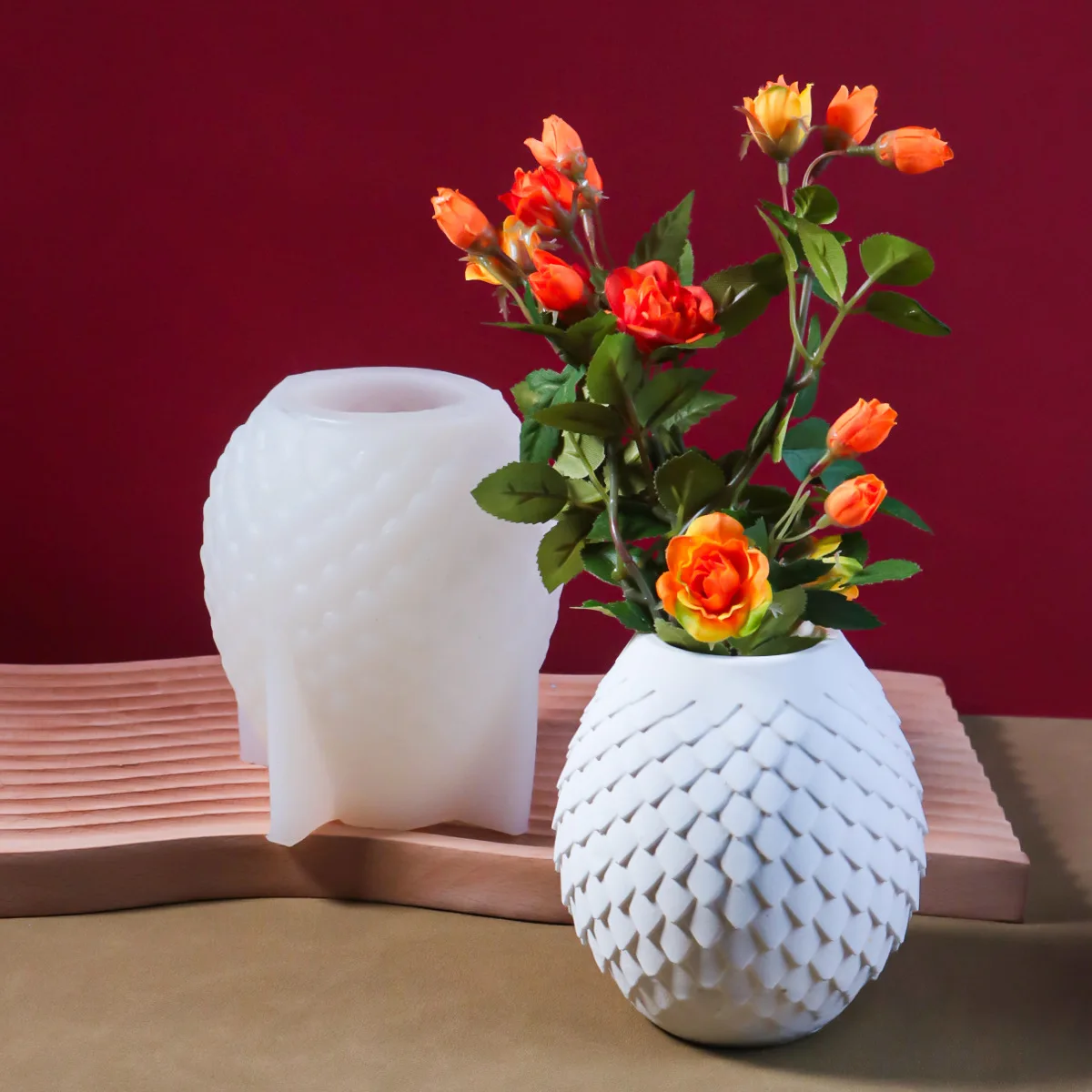Silicone Vase Mold for Concrete Plaster Cement, DIY Creative Decorative Flower Pot Mold, Reusable Home Decor Craft Making Kit
Silicone Vase Mold for Concrete Plaster Cement, DIY Creative Decorative Flower Pot Mold, Reusable Home Decor Craft Making Kit