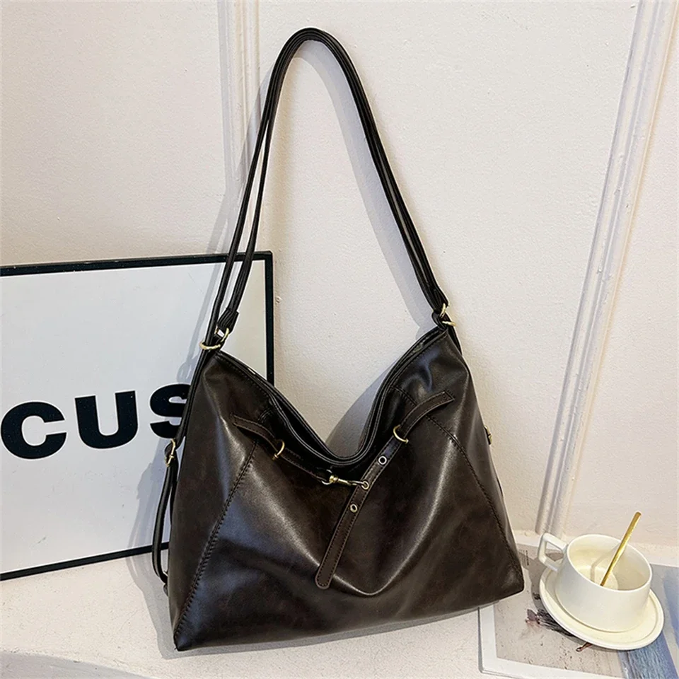 Autumn and Winter Women Shoulder Bags Luxury Designer Messenger Sac Casual Tote Bags Sac Versatile Backpack Commuting Tote Bag
Autumn and Winter Women Shoulder Bags Luxury Designer Messenger Sac Casual Tote Bags Sac Versatile Backpack Commuting Tote Bag