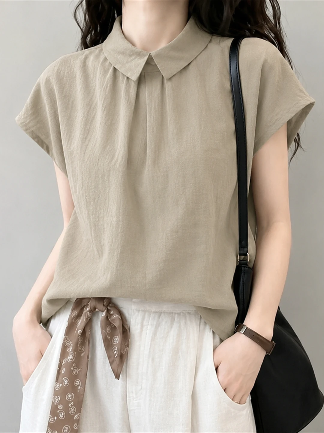 Elegant Collared Short Sleeve Shirt Pure Color Top Korean Style Summer Women's Fashionable Lazy Style Design Simple Straight Cut
Elegant Collared Short Sleeve Shirt Pure Color Top Korean Style Summer Women's Fashionable Lazy Style Design Simple Straight Cut