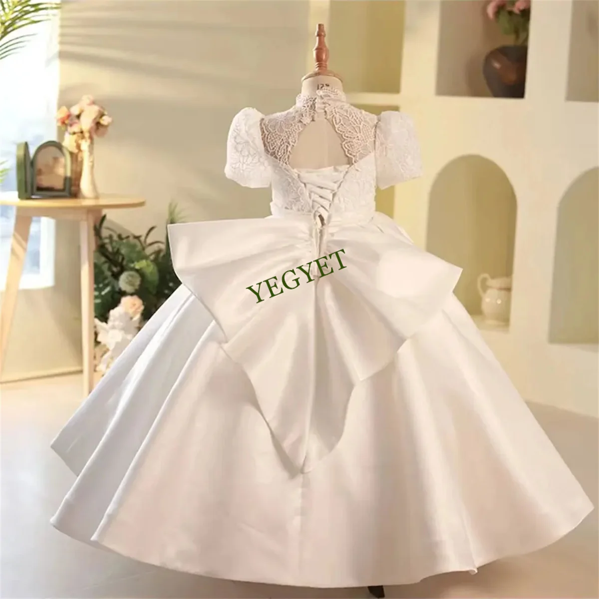 Elegant White Flower Girl Dress Satin Dubai Kids Princess Birthday Wedding Party First Communion Formal Gown
Elegant White Flower Girl Dress Satin Dubai Kids Princess Birthday Wedding Party First Communion Formal Gown