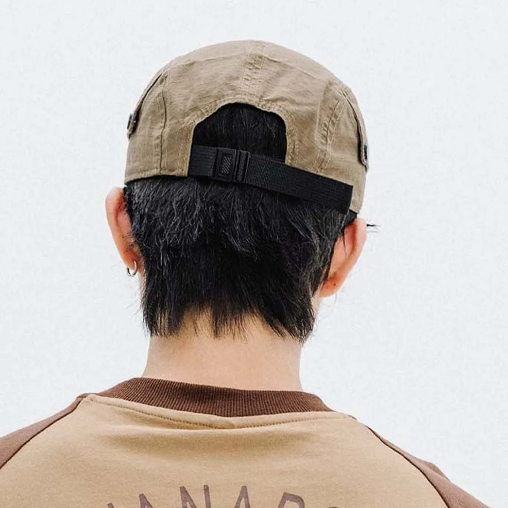 Breathable Short Brimmed Baseball Cap Quick Drying Retro Workwear Peaked Cap Anti-UV Washed Men Sunshade Hat Spring
Breathable Short Brimmed Baseball Cap Quick Drying Retro Workwear Peaked Cap Anti-UV Washed Men Sunshade Hat Spring