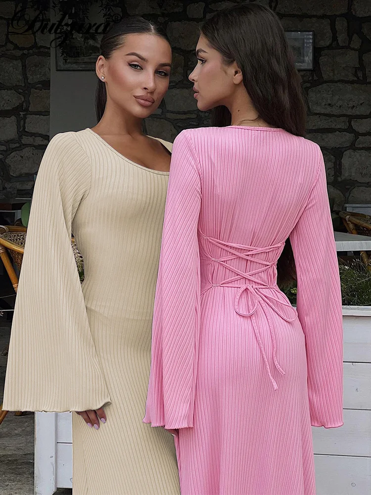 Dulzura Square Collar Lace Up Long Bell Sleeves Ribbed Bodycon Maxi Dress Solid Simple Elegant Outfit Party Prom Autumn Winter
Dulzura Square Collar Lace Up Long Bell Sleeves Ribbed Bodycon Maxi Dress Solid Simple Elegant Outfit Party Prom Autumn Winter