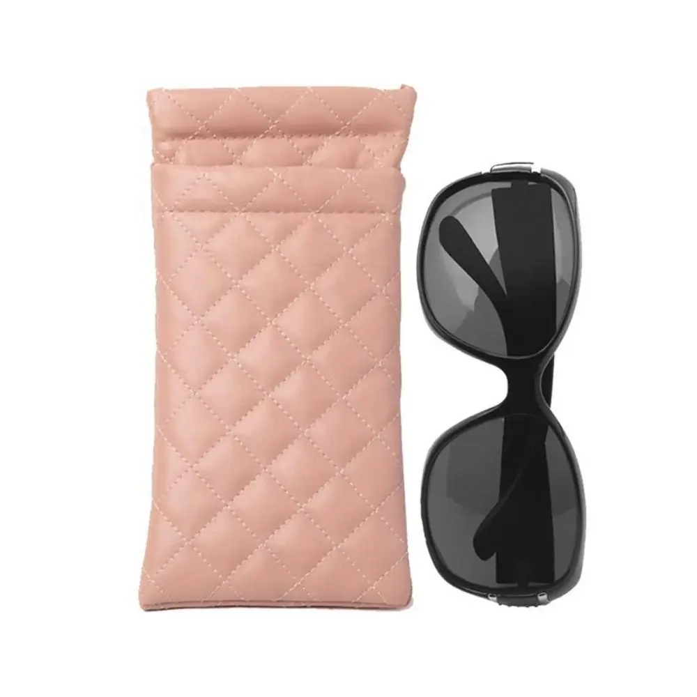 Portable Spring Auto-close Glasses Bag Glasses Clip Shrapnel Snap Shut Leather Glasses Storage Bag Korean Style Sunglasses Pouch
Portable Spring Auto-close Glasses Bag Glasses Clip Shrapnel Snap Shut Leather Glasses Storage Bag Korean Style Sunglasses Pouch