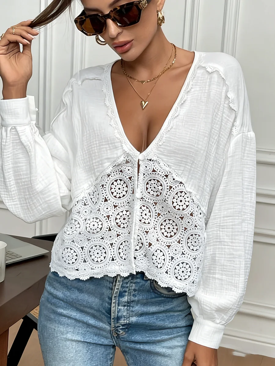 Женская блузка с кружевной отделкой и V-образным вырезом, вязаная крючком, оверсайз, в богемном стиле, на День святого Валентина, весна-лето, джинсовая, шикарная, повседневная, дышащая
Женская блузка с кружевной отделкой и V-образным вырезом, вязаная крючком, оверсайз, в богемном стиле, на День святого Валентина, весна-лето, джинсовая, шикарная, повседневная, дышащая